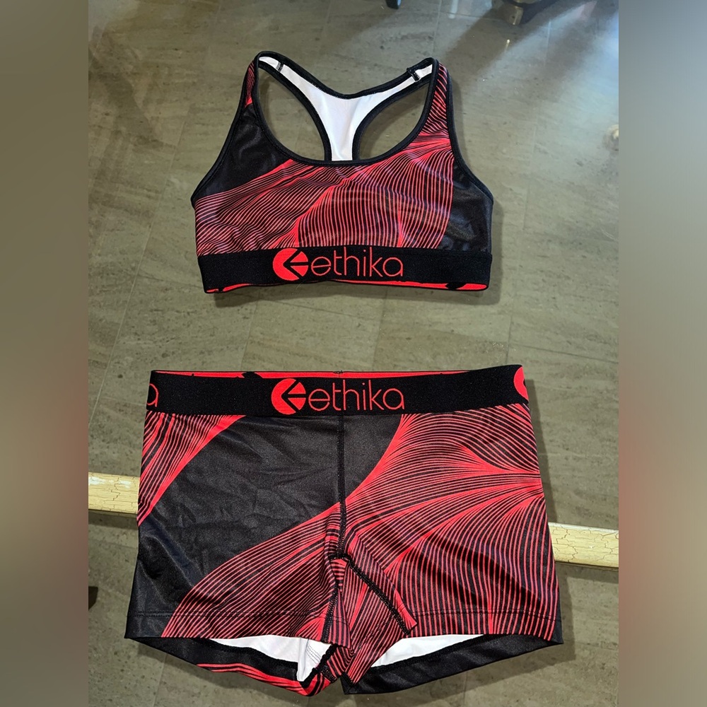 Ethika Set Size S